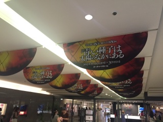 �������I