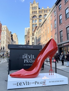 THE DEVIL WEARS PRADA